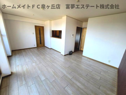 ハイツ藤原IIの居間写真