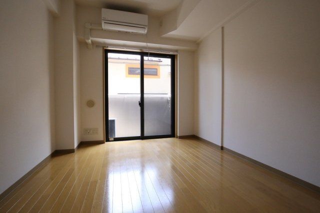 居室・リビング　（別タイプ参考写真）ミリオンガーデン小石川　文京区小石川5