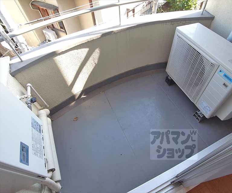バルコニー　３０１