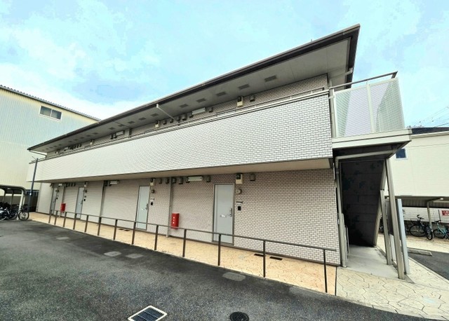 近鉄けいはんな線 吉田駅 徒歩20分 築12年