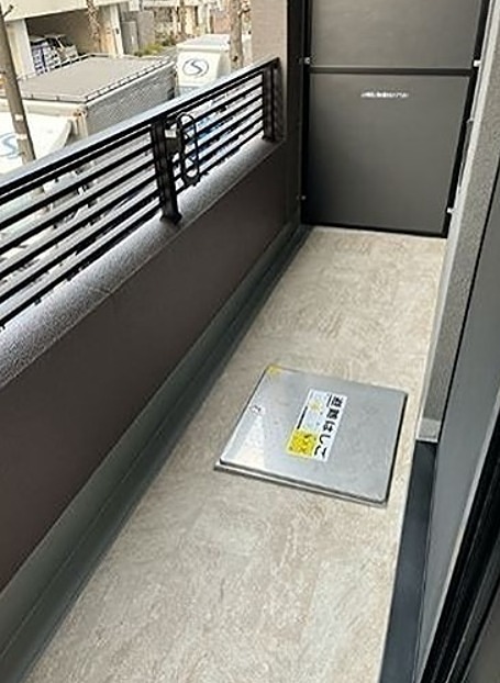 バルコニー　※同仕様写真