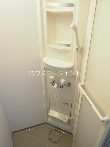 その他設備　お手入れのらくちんなシャワールーム！