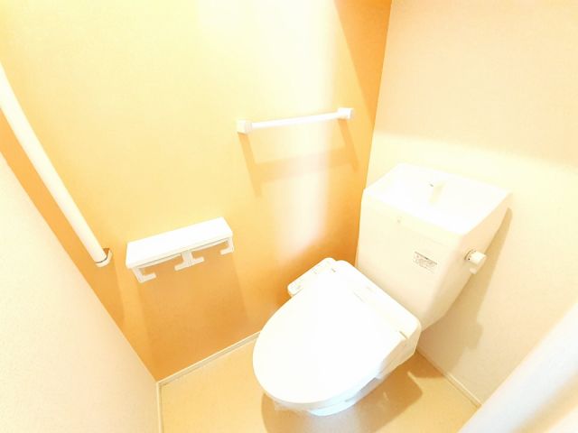 【鹿島市大字高津原のアパートのトイレ】