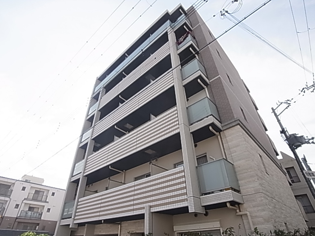 神戸市東灘区魚崎北町のマンションの建物外観