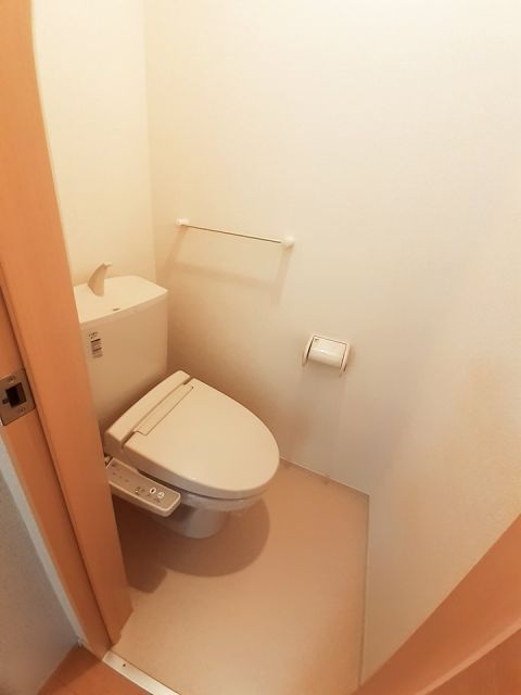 【サイプレス　Iのトイレ】
