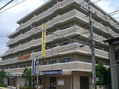 【宇治市羽拍子町のマンションの建物外観】