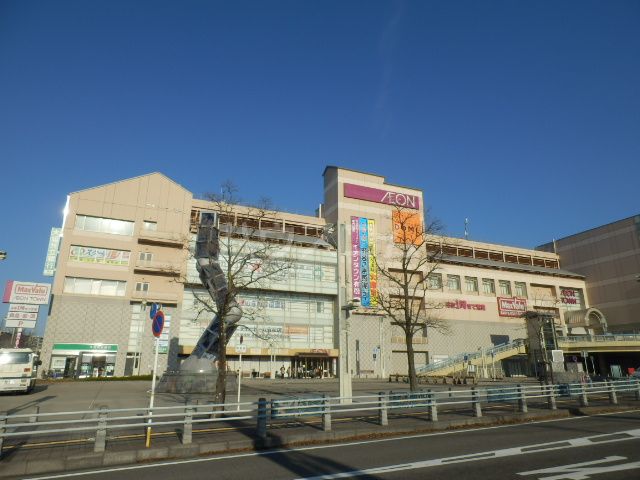 【名古屋市緑区鳴海町のアパートのショッピングセンター】