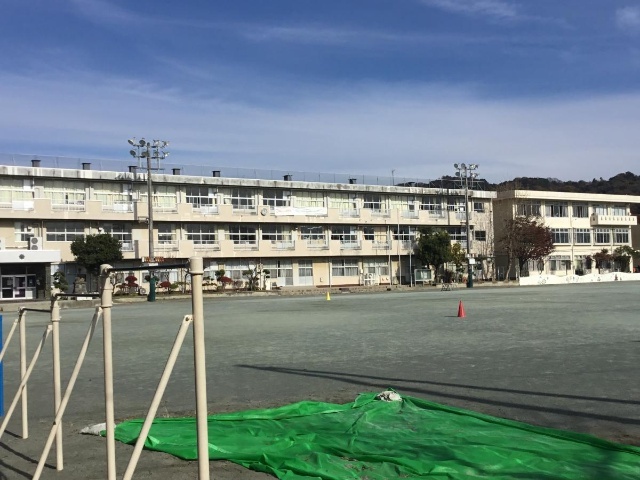 【シャトレイズミの小学校】