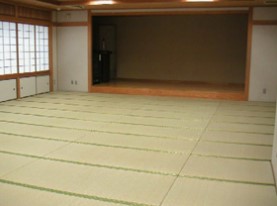 役所　大谷口児童遊園内集会所（役所）まで184m