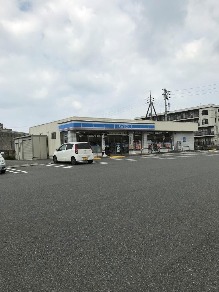 コンビニ　ローソン萩椿東平方店（コンビニ）まで1031m
