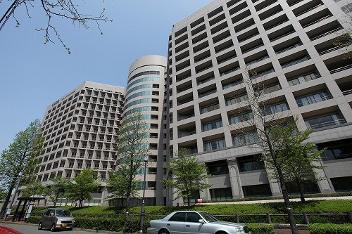 病院　国立大学法人名古屋大学医学部附属病院（病院）まで669m