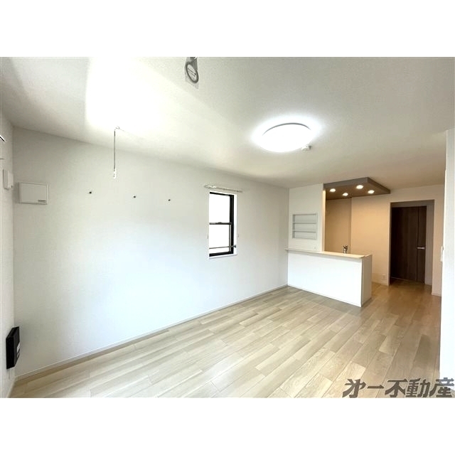 建物外観　洋室