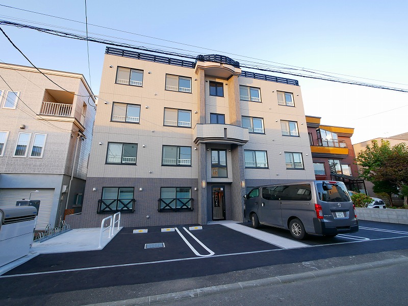 建物外観　地下東西線「南郷７丁目」徒歩9分♪