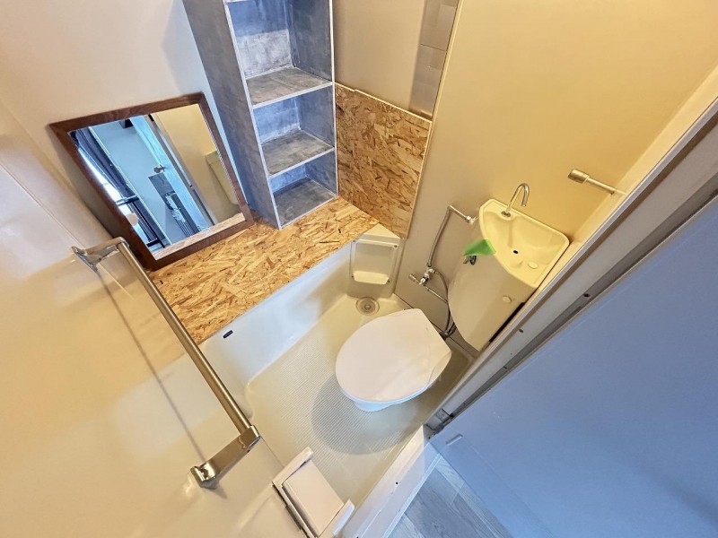 トイレ　トイレ