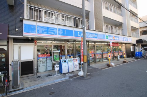 コンビニ　ローソン 下新庄店（コンビニ）まで390m