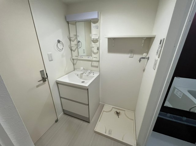 洗面設備　105号室の写真です