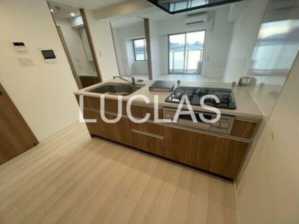 キッチン　カウンターキッチンで憩いの空間が一体に♪