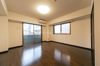 居室・リビング　★《見学予約受付中》当店では契約金がクレジット決済可能です★