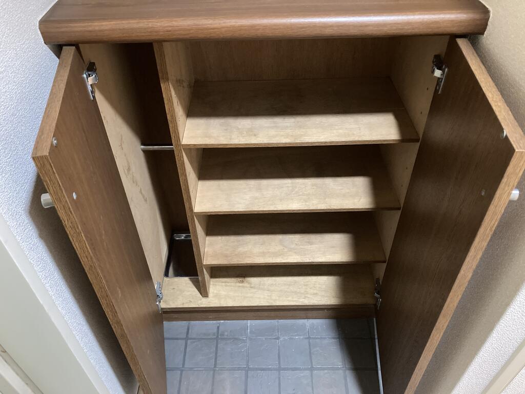 収納　シューズボックス