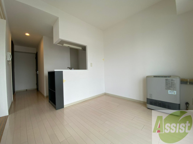 居室・リビング　広くてキレイなＬＤＫが広がっていて、充実した生活が送れそう。