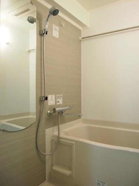 バス・シャワールーム　反転タイプ