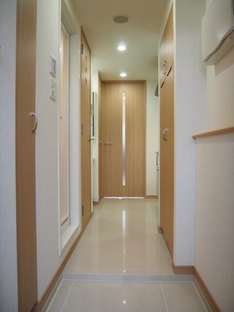 玄関　反転タイプ