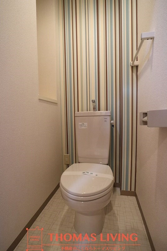 トイレ　写真は別号室です。