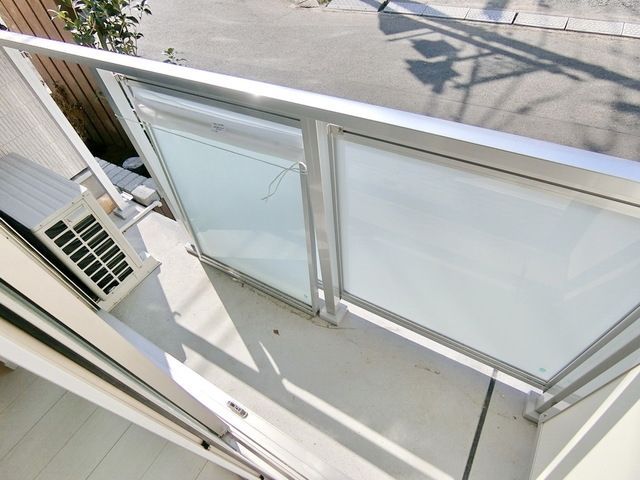 バルコニー　バルコニー