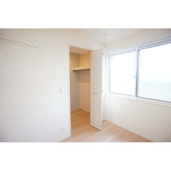 収納　ウォークインクローゼット