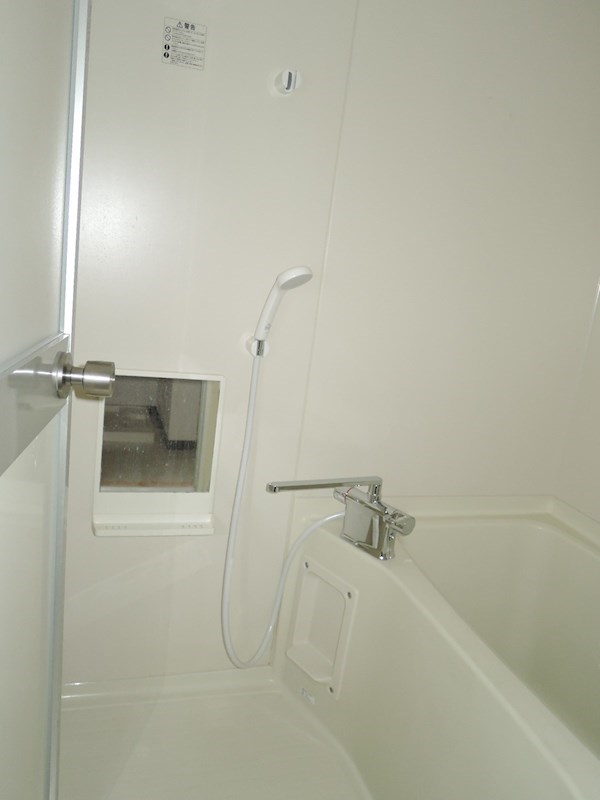 バス・シャワールーム　浴室