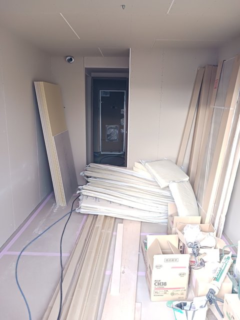 居室・リビング　建築中