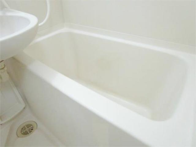 バス・シャワールーム　もちろんバス、トイレ別タイプ