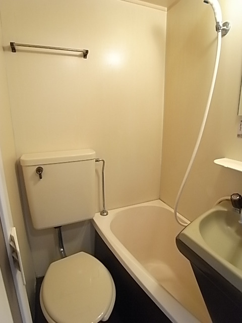 バス・シャワールーム　バスルーム