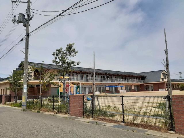 幼稚園・保育園　裏館保育所（幼稚園・保育園）まで800m