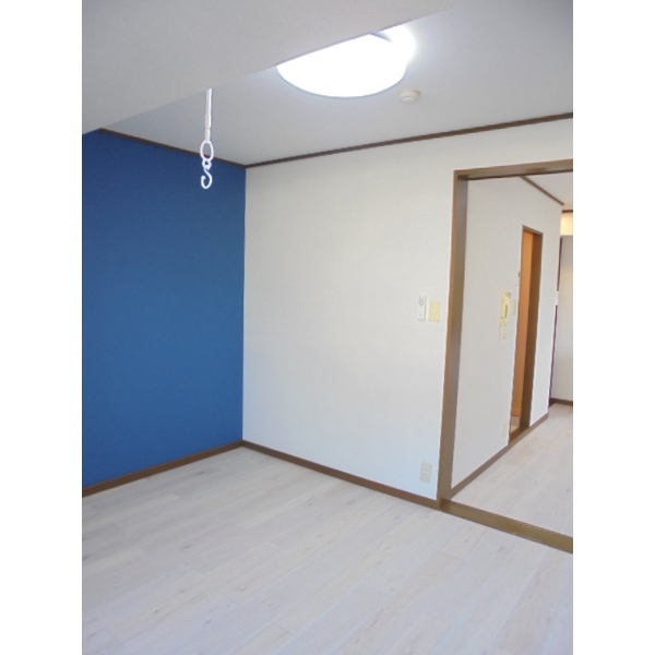 居室・リビング　開放感のあるゆったりとしたお部屋です♪