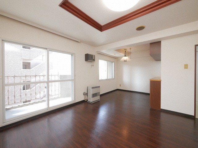 居室・リビング　★経済的な都市ガス物件！★大通徒歩圏の便利な立地！