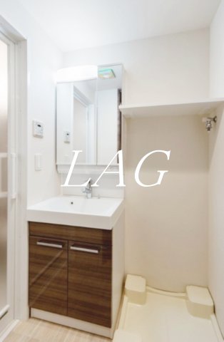 洗面設備　独立洗面台です。