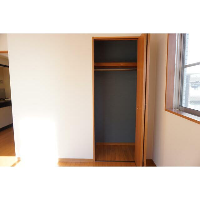 収納　クローゼットあります