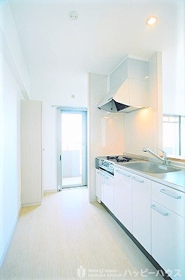 キッチン　２号室写真・勝手口なし