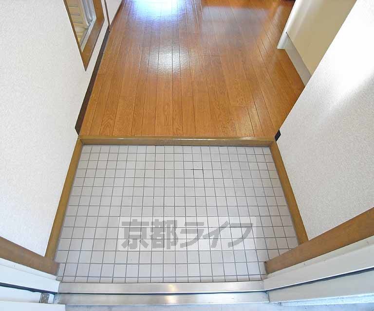 玄関　玄関です。