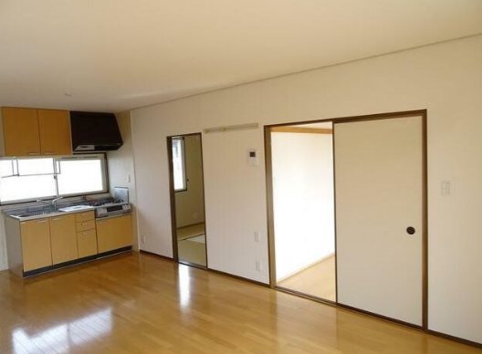 居室・リビング　・別号室参考写真