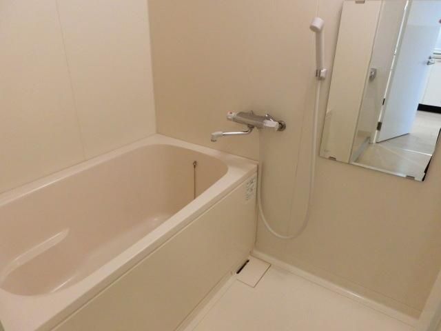 バス・シャワールーム　★清潔感のあるバスルーム★