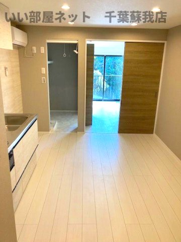 居室・リビング　ゆったり過ごせる居間です