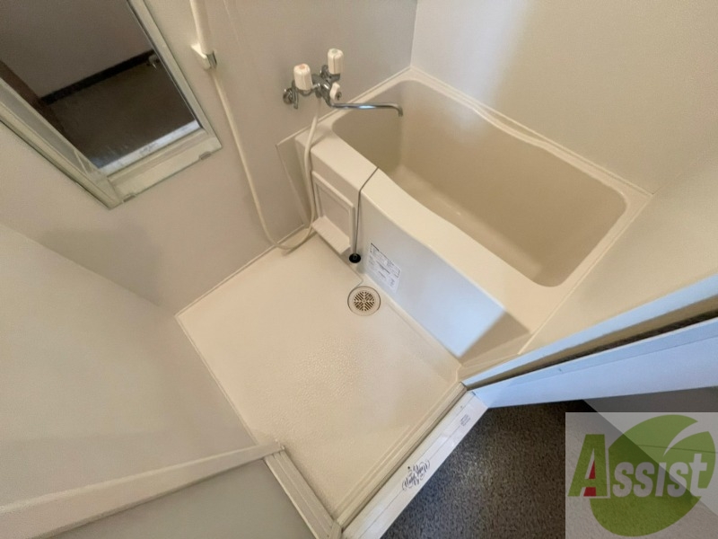 バス・シャワールーム　お風呂です。ゆっくりお風呂につかるのも体に良いですね～