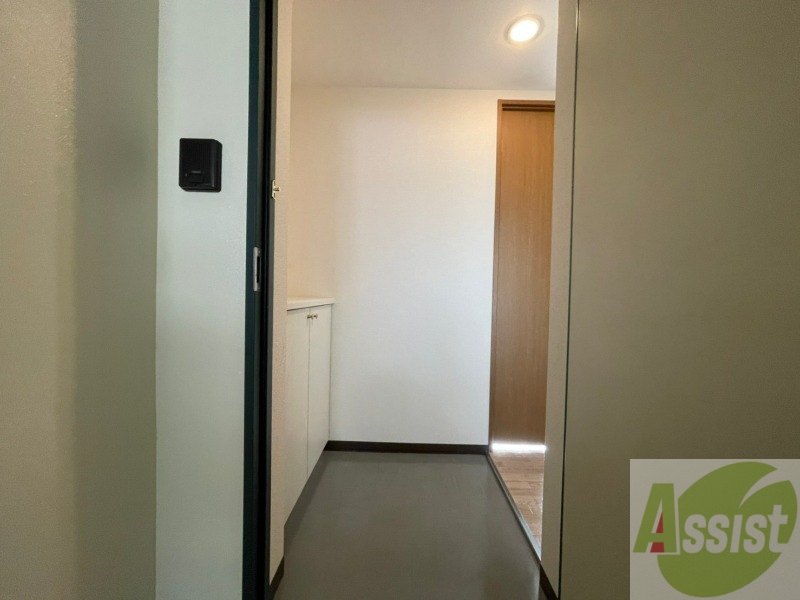 玄関　玄関です。白を基調としていて清潔感があります！