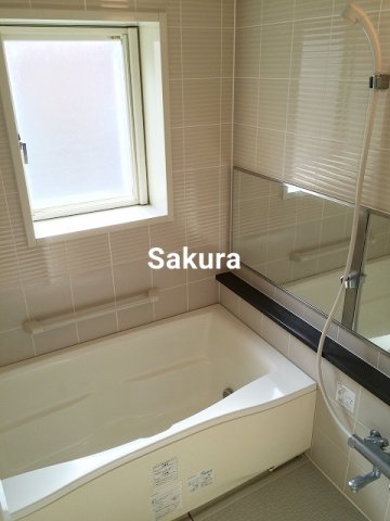 バス・シャワールーム　嬉しい追い焚き付きです♪