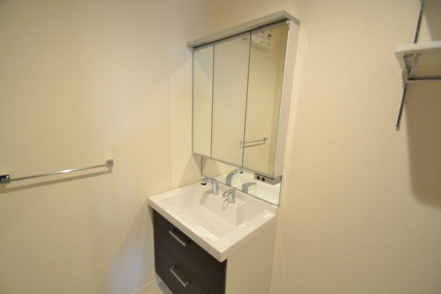 洗面設備　独立洗面台