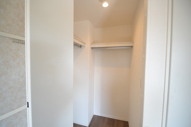 収納　ウォークインクローゼット