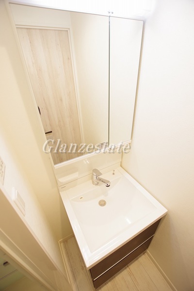 洗面設備　☆うれしい独立洗面台☆