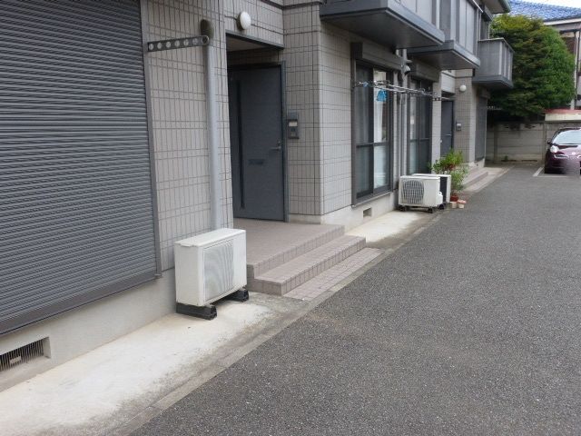 エントランス　★お問い合わせはタウンハウジングまで★